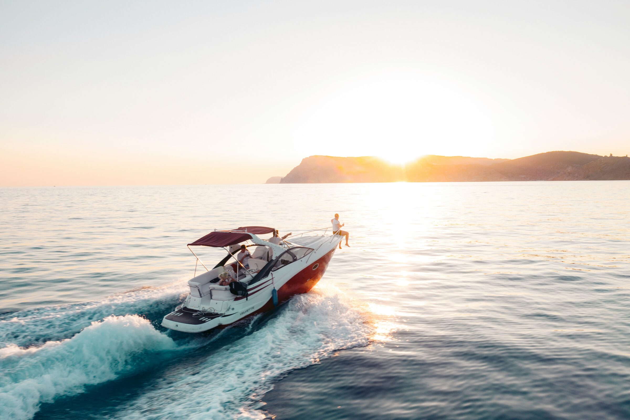 ivan-ragozin-o9oQaOGpLz0-unsplash Er du den som har ansvaret for administrasjon, økonomi og medlemmer i foreningen ?